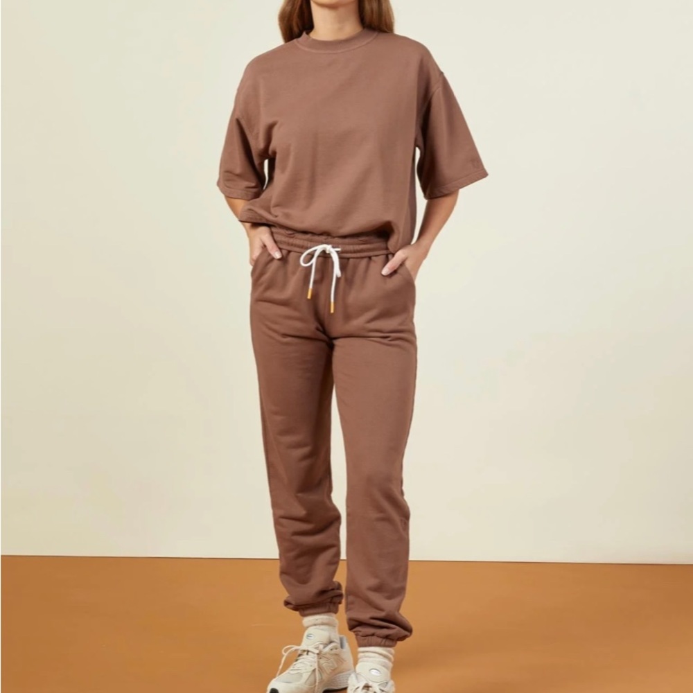Monrow 90's Classic Joggers Sweatpants 100% cotton Light Brown/Dusty Cocoa L NWT